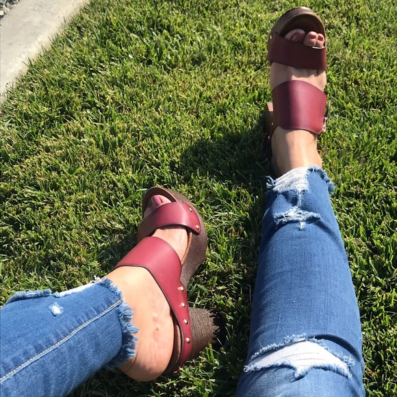 Wine chunky platform clog sandals✨ - Picture 2 of 6